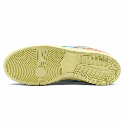 TÊNIS NIKE SB DUNK LOW ORANGE NOISE AQUA